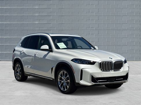 Used 2026 BMW X5 sDrive40i RWD image 1