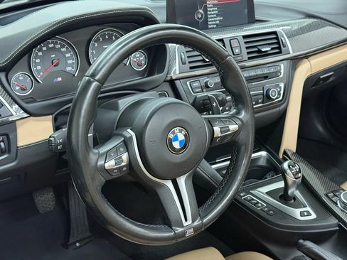 Used 2016 BMW M4 Convertible RWD image 24