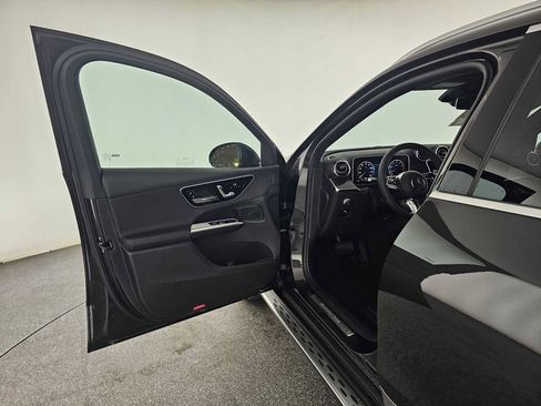 New 2026 Mercedes-Benz GLC 300 4MATIC image 19