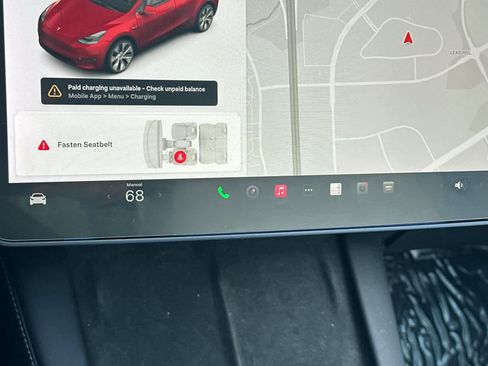 Used 2021 Tesla Model Y Long Range image 23
