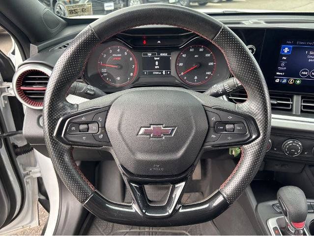 Used 2024 Chevrolet Trax RS w/ Driver Confidence Package FWD image 19