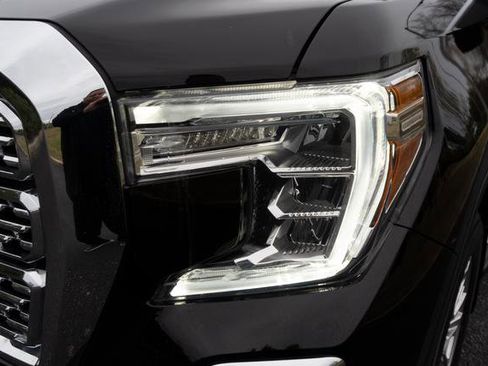 Used 2021 GMC Sierra 1500 Denali w/ Driver Alert Package II image 34