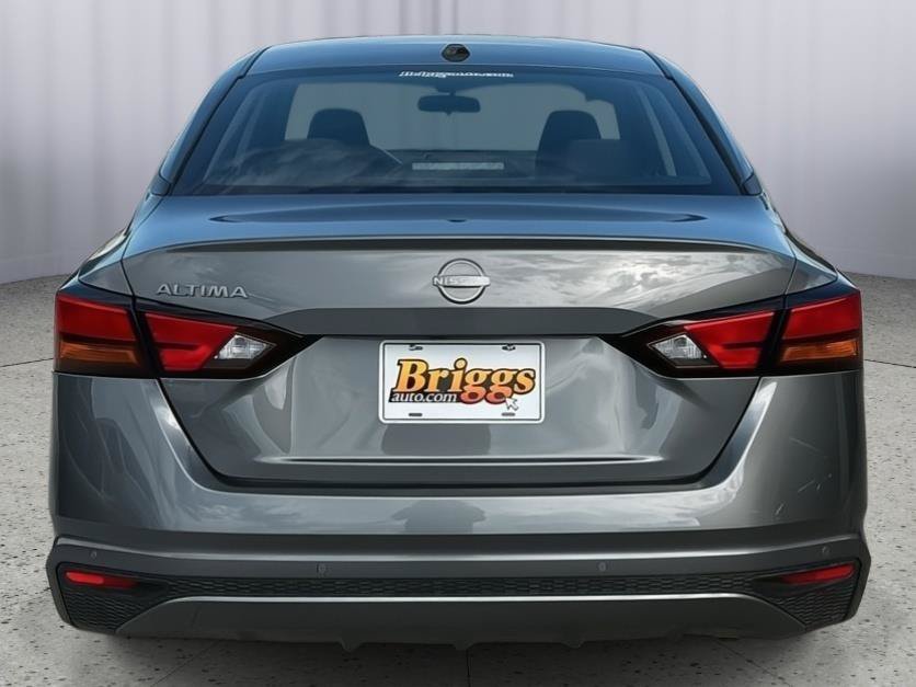 Used 2026 Nissan Altima 2.5 SV FWD image 4