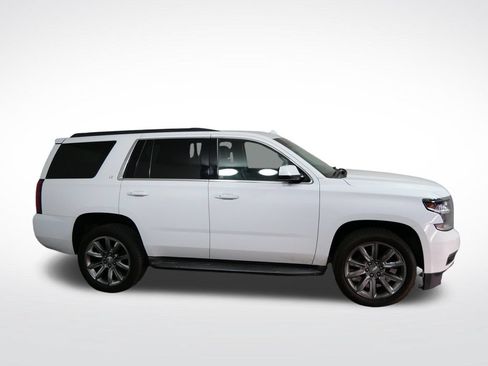 Used 2015 Chevrolet Tahoe LT w/ Luxury Package AWD/4WD image 2