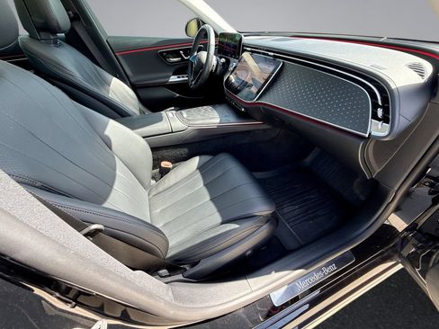 Used 2024 Mercedes-Benz E 350 4MATIC Sedan image 15