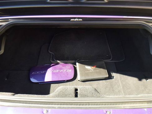 Used 1998 Chevrolet Corvette Convertible w/ Memory Pkg RWD image 27