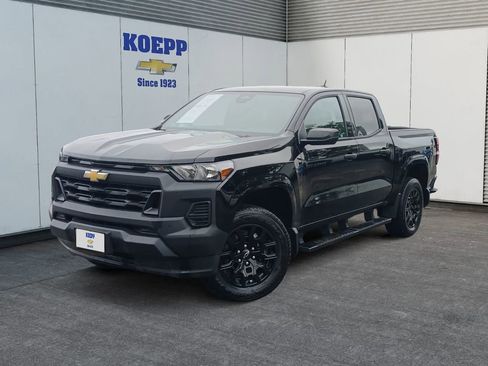 Used 2026 Chevrolet Colorado W/T w/ WT Custom Package RWD image 1