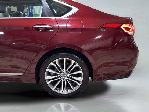 Used 2015 Hyundai Genesis 3.8 w/ Option Group 03 image 35