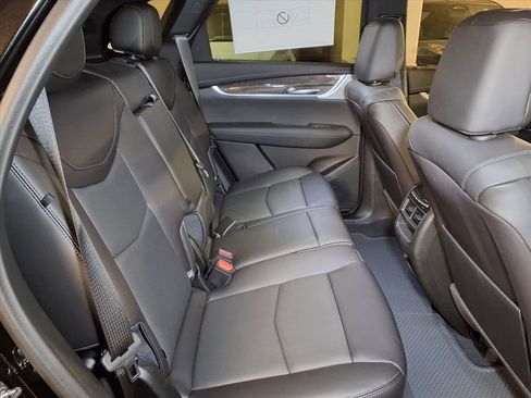 New 2026 Cadillac XT5 Sportv image 7