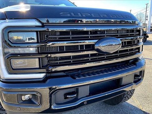 Used 2024 Ford F250 Limited image 28