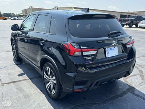 Used 2025 Mitsubishi Outlander Sport AWD image 7