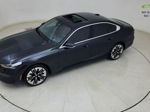 Used 2026 BMW 530i RWD image 76