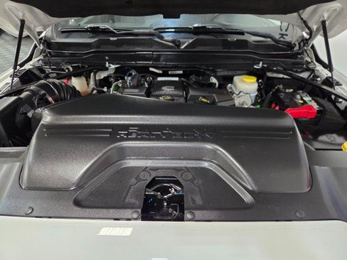 Used 2021 RAM 2500 Laramie w/ Night Edition AWD/4WD image 93