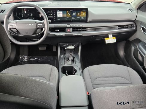 Certified 2025 Kia K4 EX FWD image 12