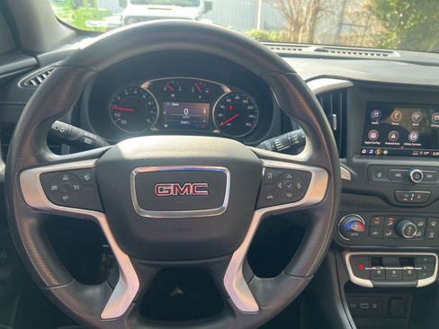 Used 2022 GMC Terrain SLE w/ Driver Convenience Package image 26