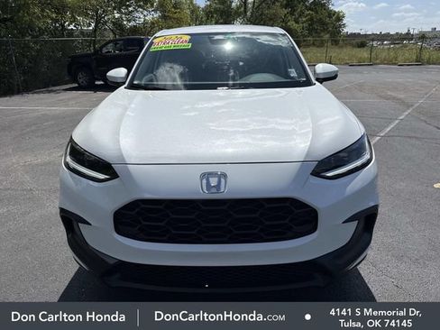 Used 2026 Honda HR-V LX image 2