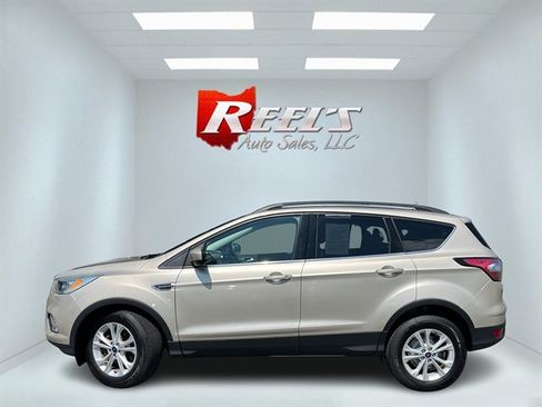 Used 2017 Ford Escape SE w/ SE Leather Comfort Package AWD/4WD image 12