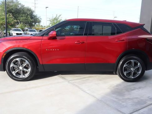 Used 2024 Chevrolet Blazer LT AWD/4WD image 7