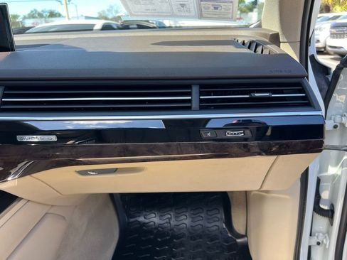 Used 2017 Audi Q7 3.0T Premium Plus w/ Premium Plus Package image 55