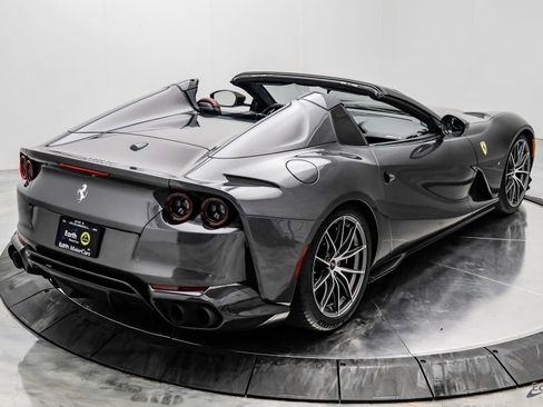 Used 2023 Ferrari 812 GTS RWD image 23