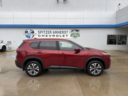Used 2023 Nissan Rogue SV AWD/4WD image 11