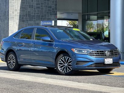 Used 2019 Volkswagen Jetta SEL w/ Cold Weather Package