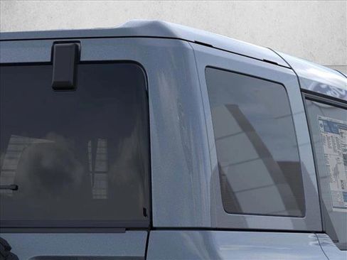 New 2025 Ford Bronco Badlands image 25