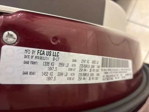 Used 2017 Chrysler Pacifica Touring Plus w/ Tire & Wheel Group FWD image 44