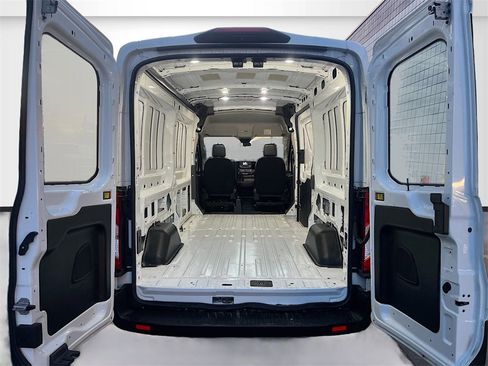 Used 2020 Ford Transit 250 Medium Roof w/ Load Area Protection Package image 22
