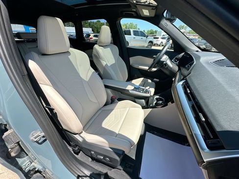 Used 2023 BMW X1 xDrive28i w/ Convenience Package AWD/4WD image 31