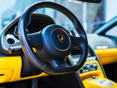 Used 2013 Lamborghini Gallardo LP 550-2 RWD image 21