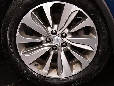 Used 2020 Buick Encore Preferred AWD/4WD image 9