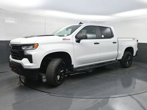 Used 2023 Chevrolet Silverado 1500 LT Trail Boss w/ Protection Package image 21