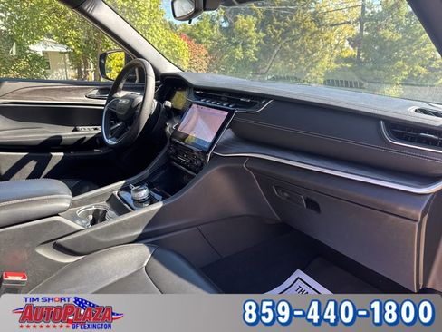 Used 2024 Jeep Grand Cherokee Limited image 58