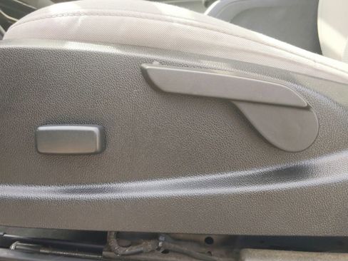 Used 2021 GMC Canyon Elevation Standard RWD image 17