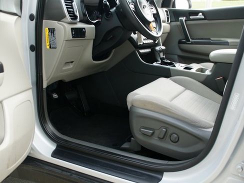 Used 2019 Kia Sportage LX w/ LX Popular Package image 13