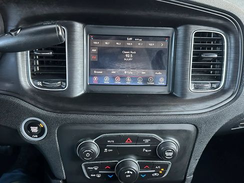 Used 2019 Dodge Charger Police w/ Street Appearance Group RWD image 21