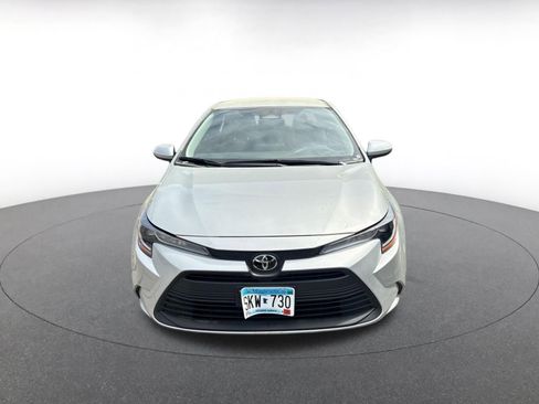 Used 2025 Toyota Corolla LE image 6