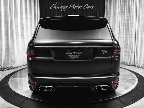 Used 2022 Land Rover Range Rover Sport SVR image 4