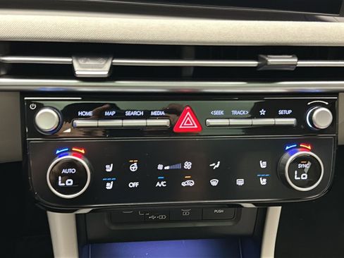New 2026 Hyundai Tucson Limited AWD/4WD image 32