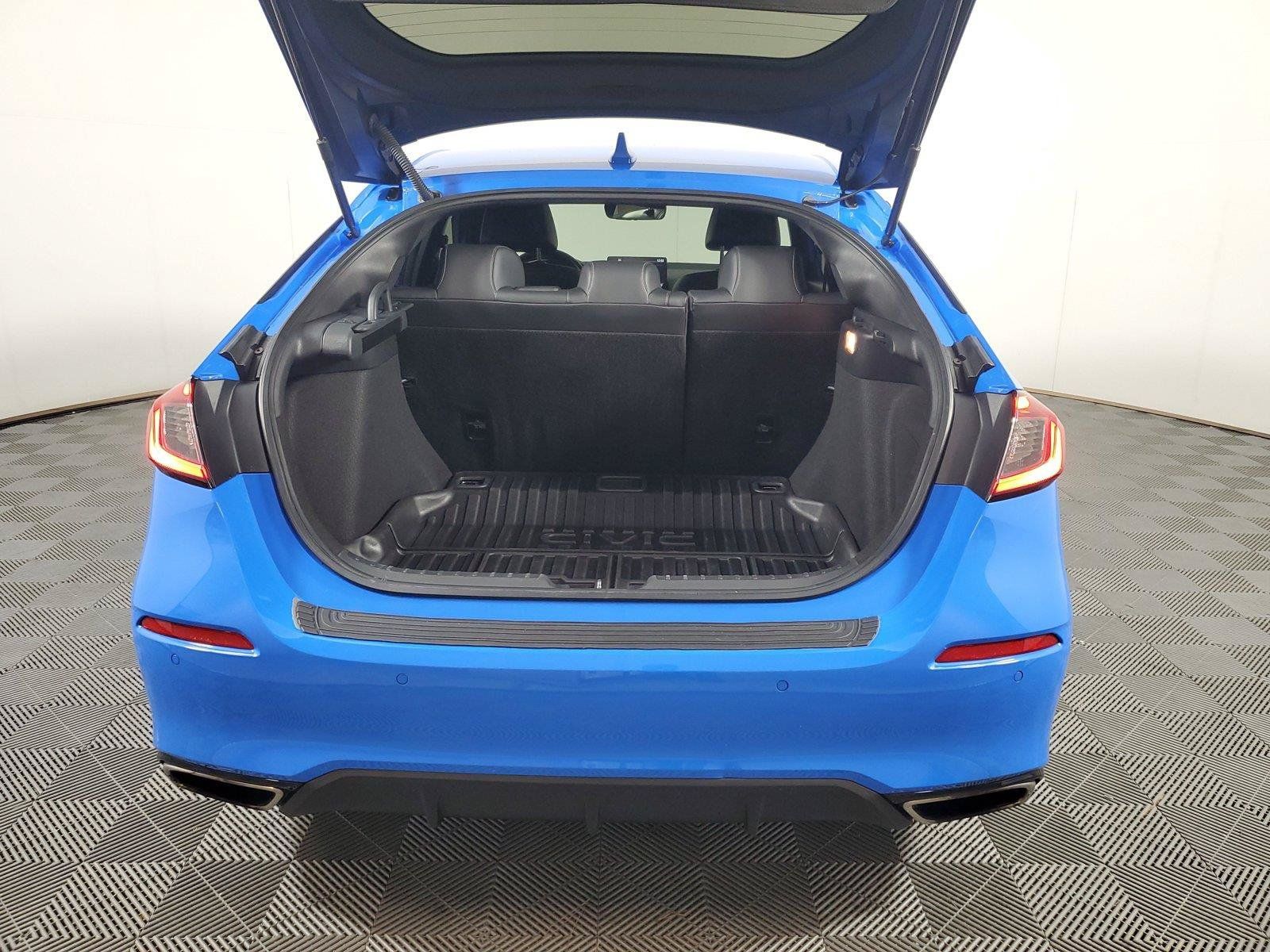 Used 2023 Honda Civic Sport Touring image 9
