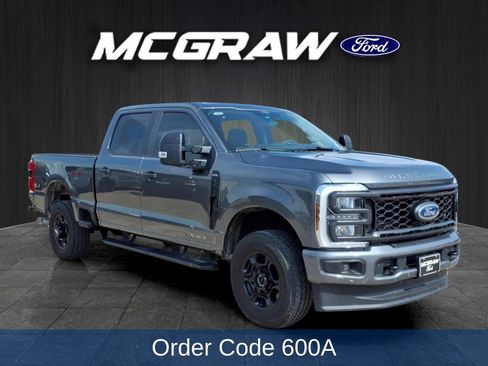 Used 2025 Ford F250 XL w/ STX Appearance Package AWD/4WD image 5