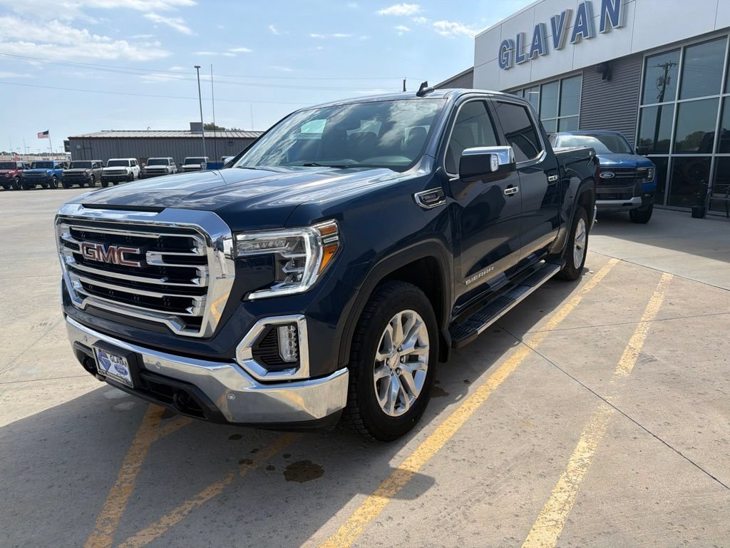 Used 2021 GMC Sierra 1500 SLT w/ SLT Premium Plus Package AWD/4WD image 3
