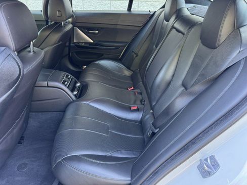 Used 2018 BMW M6 Gran Coupe RWD image 8