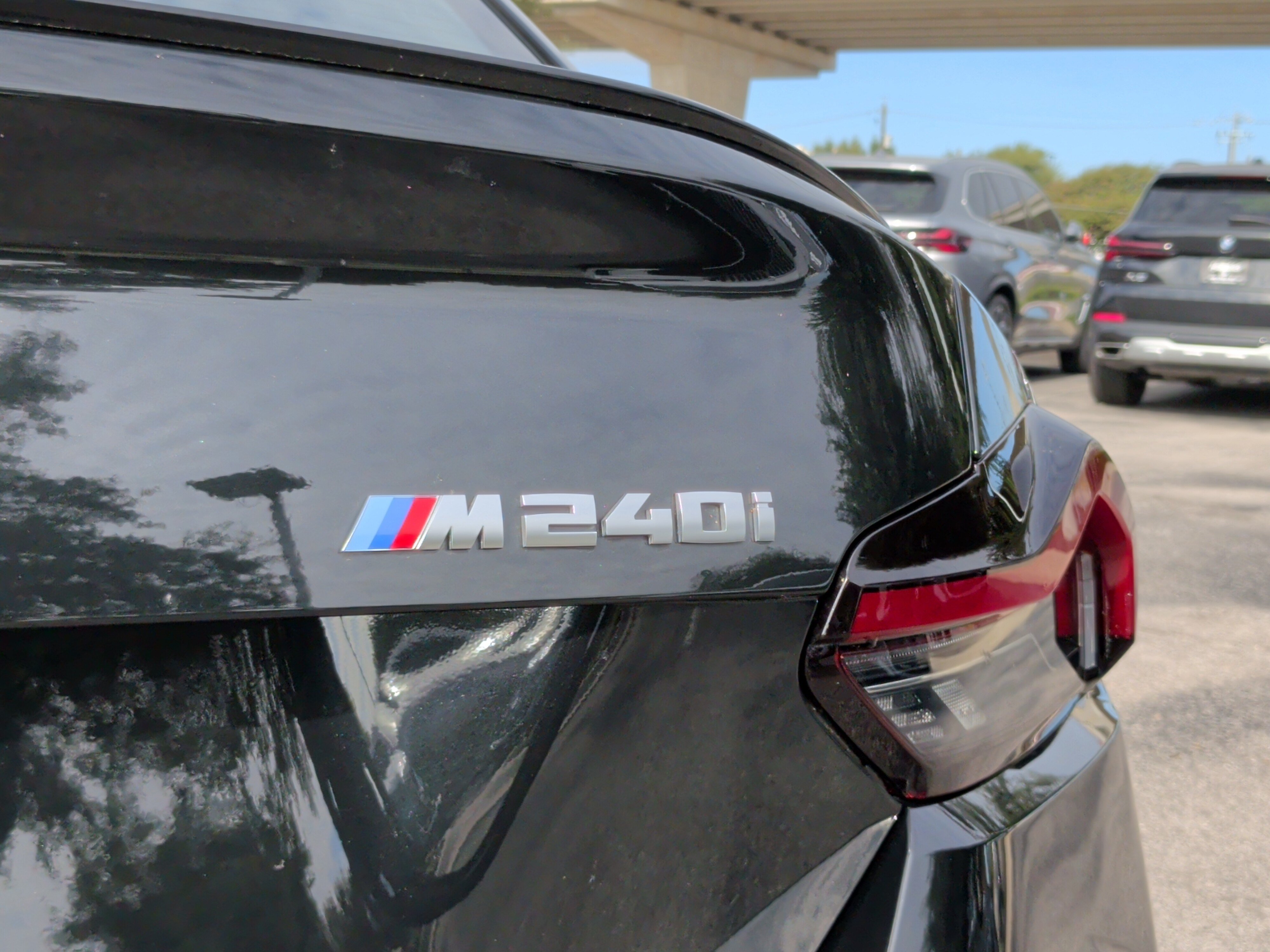 Used 2025 BMW M240i Coupe RWD image 13