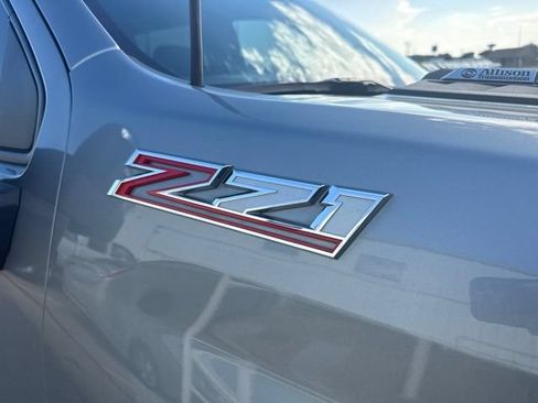 Used 2024 Chevrolet Silverado 2500 LTZ w/ LTZ Convenience Package AWD/4WD image 5