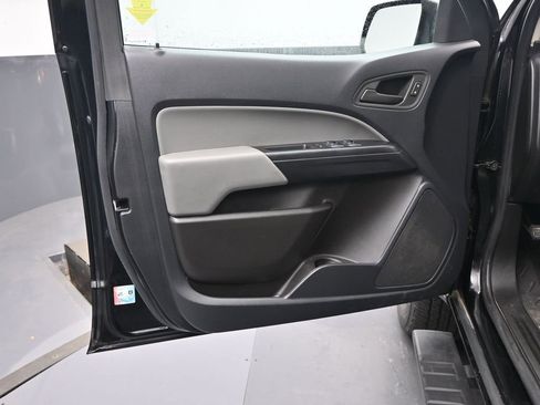 Used 2022 Chevrolet Colorado W/T w/ WT Convenience Package image 22