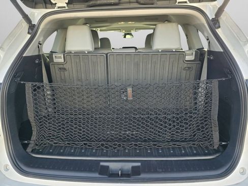 Used 2025 Toyota Highlander XLE image 29