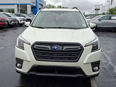 Used 2022 Subaru Forester Limited AWD/4WD image 3