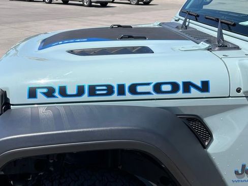 Used 2024 Jeep Wrangler Unlimited Rubicon 4xe AWD/4WD image 6